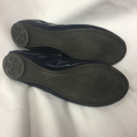 Tory Burch flats, navy blue, size 5 - Picture 3 of 4